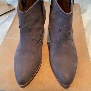 Frye Reina Rory Ankle Bootie in Jean (gray) 7.5 *Flaw*